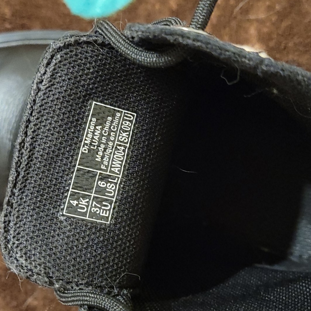 Boots - Picture 3 of 4